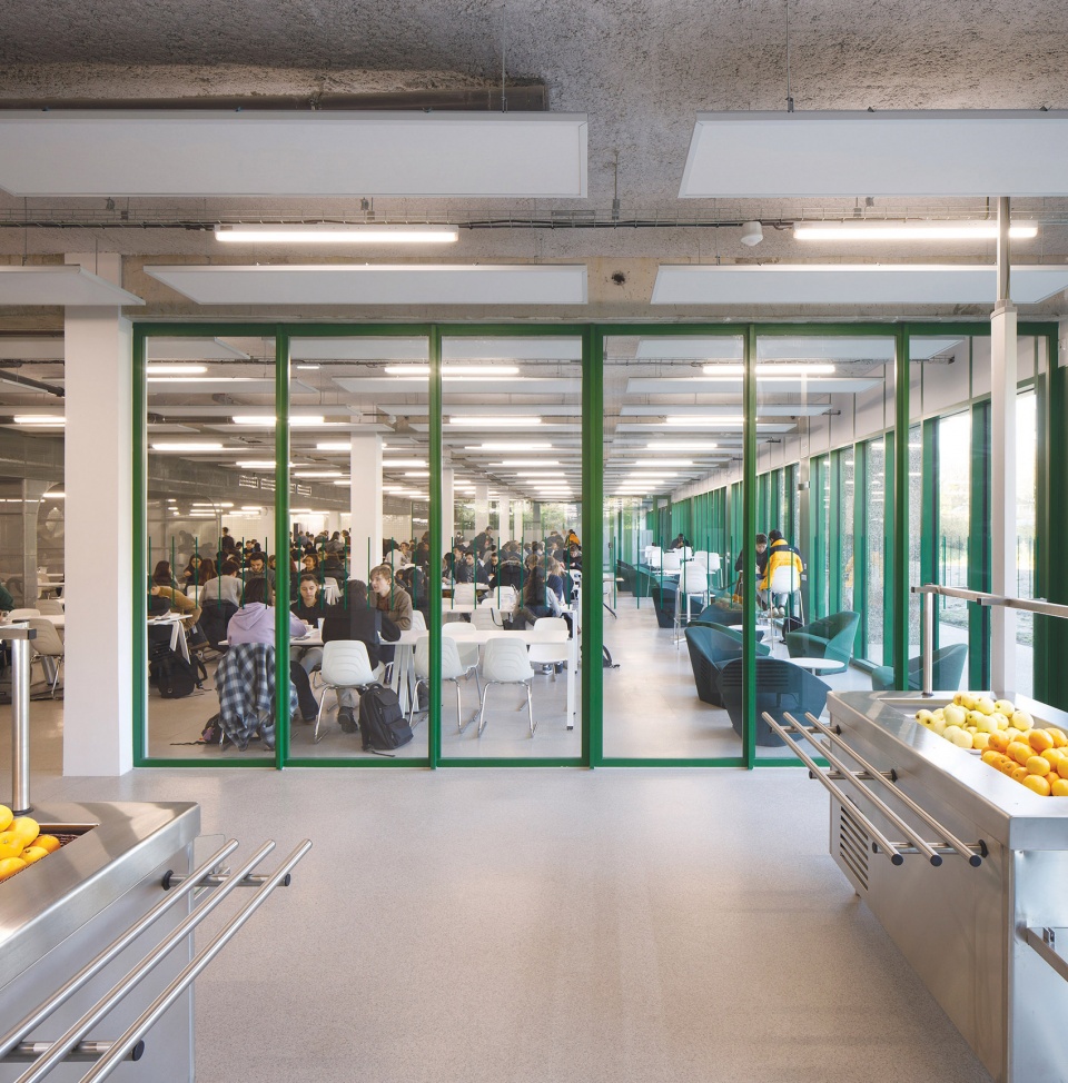 027-extension-and-restructuring-of-a-university-refectory-in-cergy-pontoise-by-graal-960x974